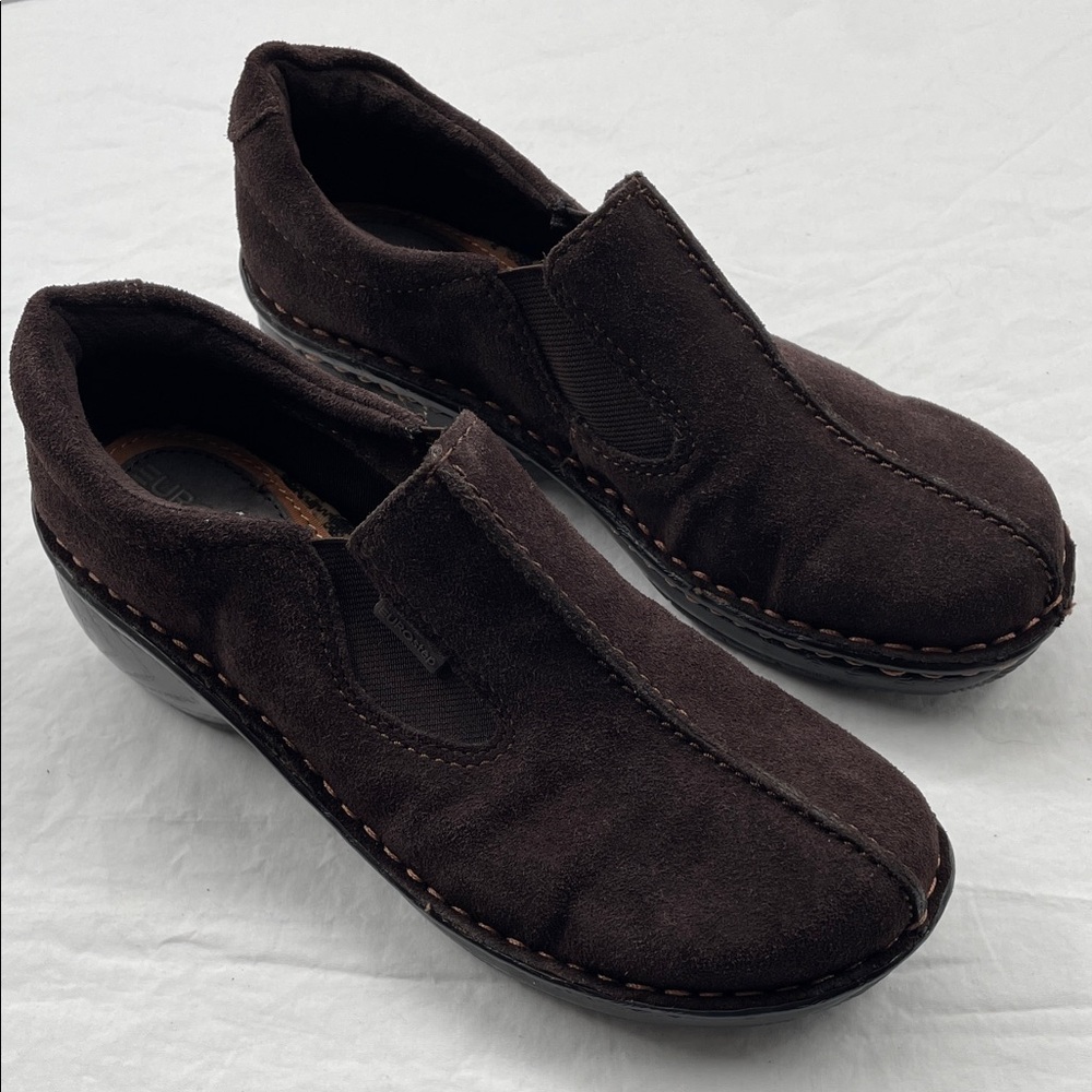 NEW! EuroStep Terri Suede Slip-On Clogs/Loafers. 6.5M.